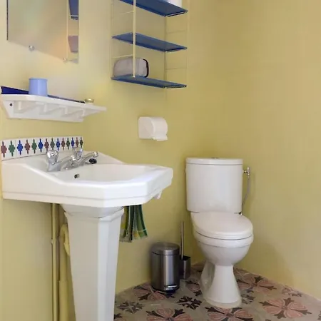 Beautiful Mediterranean House With Character Prázdninový dům